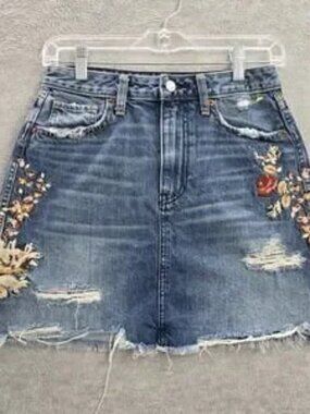 Abercrombie & Fitch Women Skirt 25 Blue Denim Floral Embroidery Mini Distressed‎
